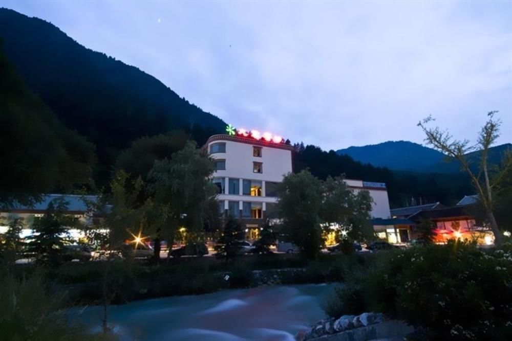 ג'יוג'איגואו An E Courtyard Hotel Jiu Zhai Gou Branch מראה חיצוני תמונה