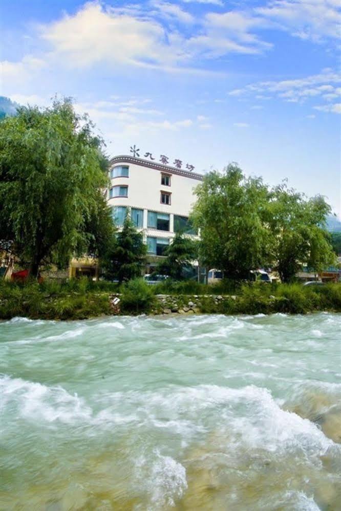 ג'יוג'איגואו An E Courtyard Hotel Jiu Zhai Gou Branch מראה חיצוני תמונה