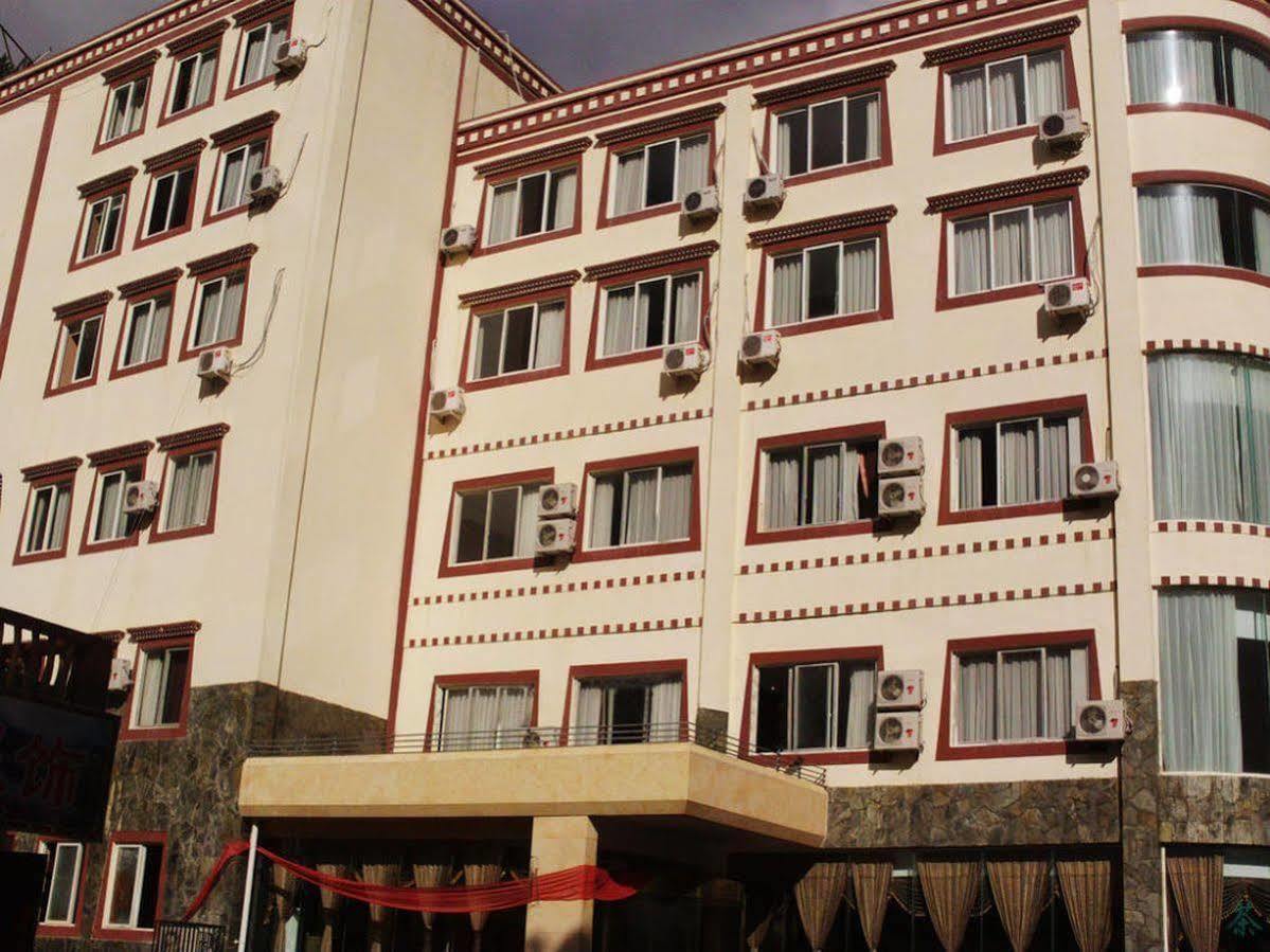 ג'יוג'איגואו An E Courtyard Hotel Jiu Zhai Gou Branch מראה חיצוני תמונה